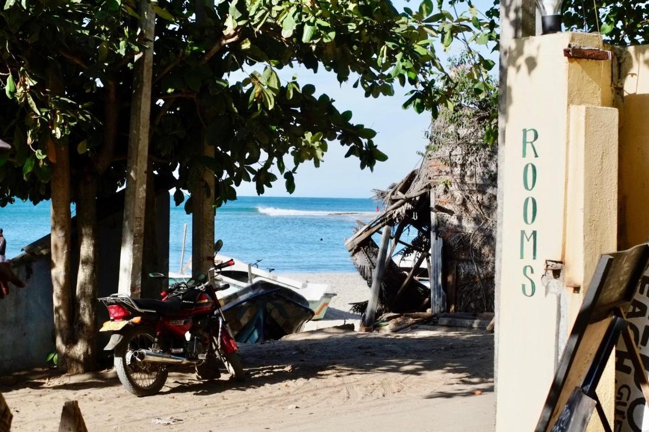 Freedom Beach Arugam Bay Luaran gambar